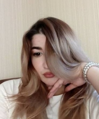 Я всегда рада новым знакомствам, люблю подарить незабываемые мгновения блаженства и наслаждения. Располагаю уютной обстановкой и замечательным чувством юмора. Мои услуги включают классический секс, глубокий минет и нежные ласки. Также возможны различные эксперименты со страпоном или ролевыми играми. Фото 100% мои. Оставьте отзыв после встречи, и вы не сможете устоять перед моими очаровательными прелестями. Жду тебя, чтобы исполнить все твои фантазии и желания. 🌹💋 Ульяна